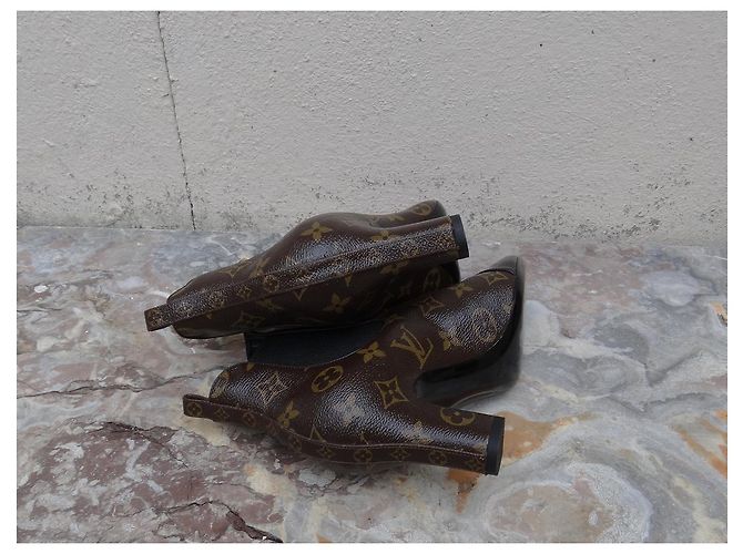 Louis Vuitton Botines Revival 7.5 cm Castaño Negro - vista 12