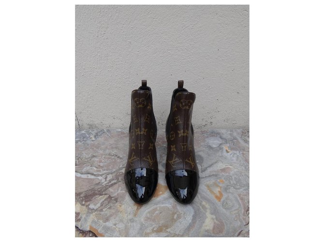 Louis Vuitton Botines Revival 7.5 cm Castaño Negro - vista 3