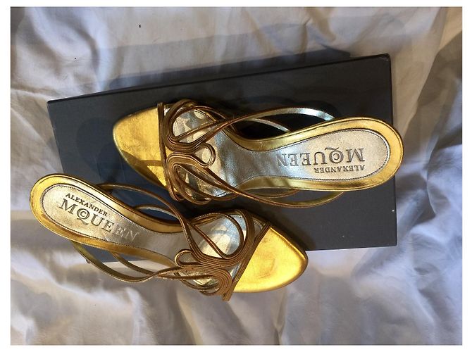 Sandali dorati Alexander McQueen - vista 7