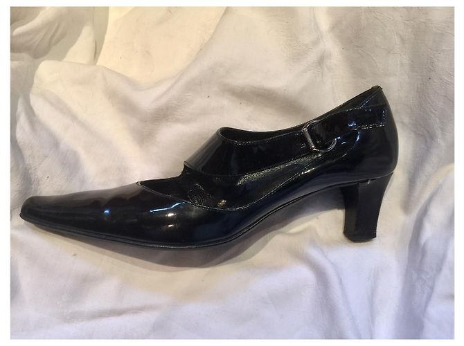 Russell & Bromley Mary Jane in vernice nera Nero - vista 6