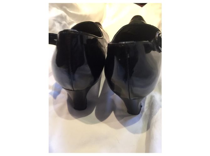 Russell & Bromley Mary Jane in vernice nera Nero - vista 7
