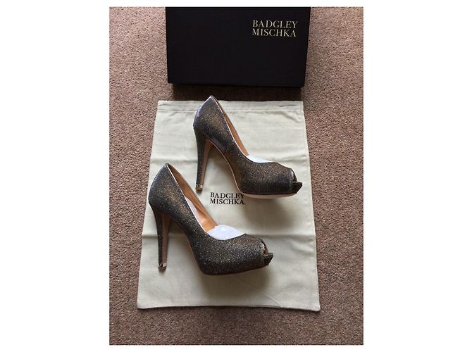 Zapatos Peep Toe Badgley Mischka Gris Iridiscente - vista 4