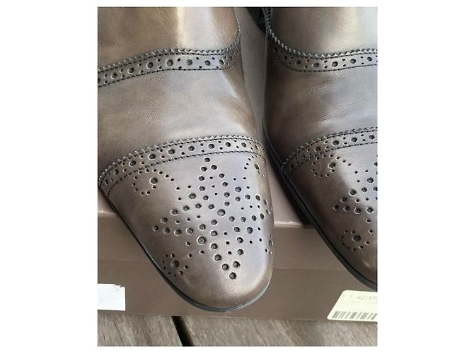 Louis Vuitton Lacets Gris anthracite - vue 2
