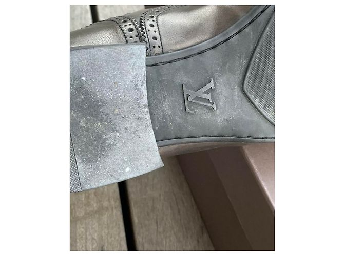 Louis Vuitton Lacets Gris anthracite - vue 7