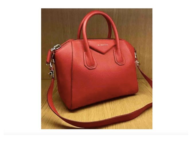 Givenchy BORSA MINI ANTIGONA IN PELLE MARTELLATA Rosso - vista 3