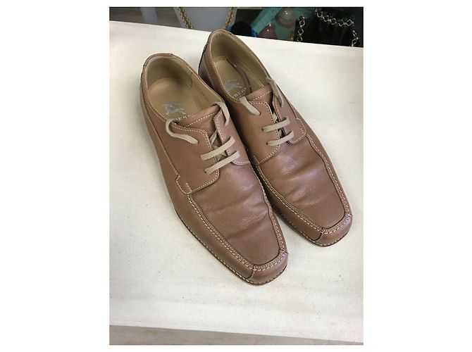 Chaussures à lacets Burberry Marron - vue 3