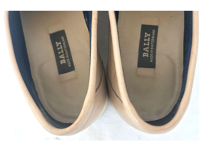Bally Slipper aus beige Leder mit Quaste - Ansicht 9