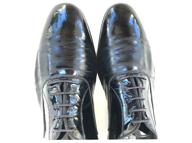 Scarpe stringate Gucci in vernice nera Taglia 43 Nero - vista 4