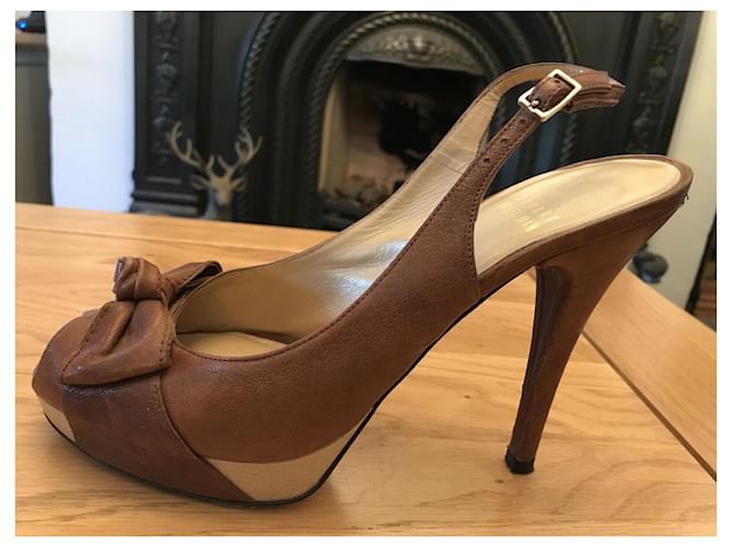 Stuart Weitzman Peeptoe Slingbacks mit Plattform Braun Beige - Ansicht 8