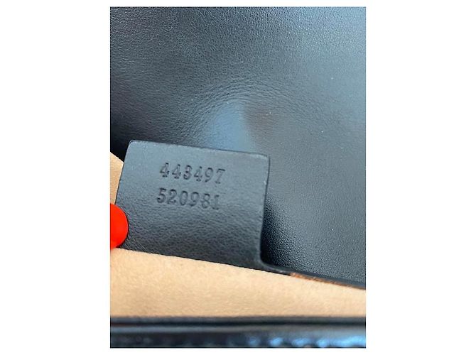 Marmont Gucci Borsa a spalla matelassé piccola Nero - vista 9