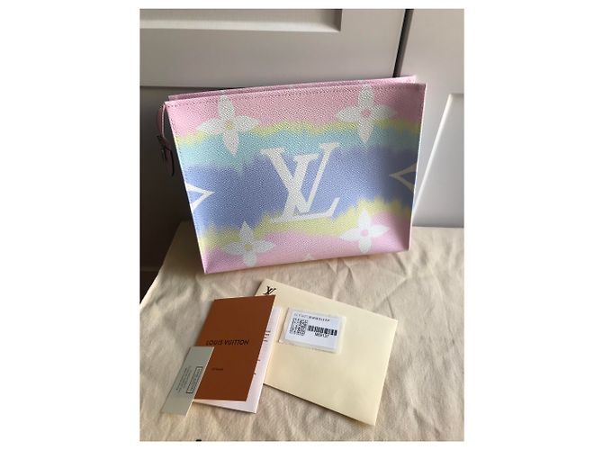 Clutch Louis Vuitton PO 26 in pelle rosa - vista 6