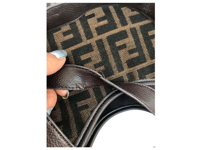 2 Jours Fendi Vintage Handtasche - Ansicht 15