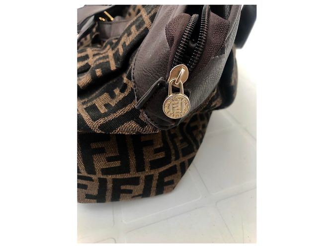 2 Jours Fendi Vintage Handtasche - Ansicht 9