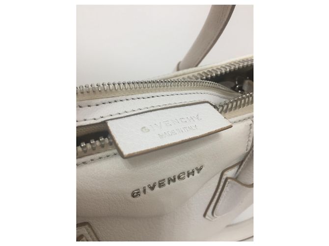 Borsa a mano Givenchy Antigona Piccola Bianca in Pelle Bianco - vista 6