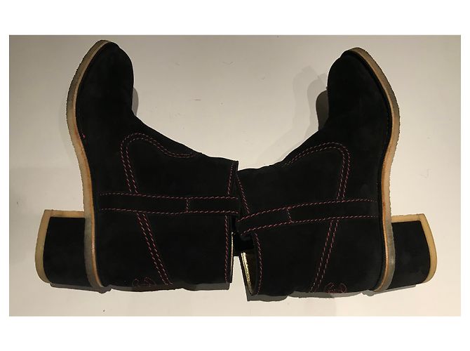 Chanel Stivaletti CC Suede In Gomma Nero - vista 7