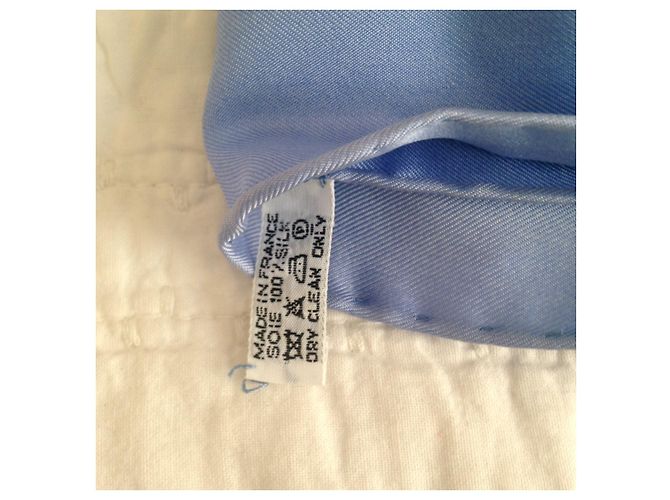Foulard Hermès Amazonia in seta azzurro Blu chiaro - vista 7