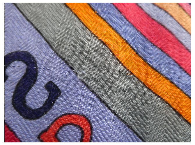 Scialle di cachemire e seta Hermès, Modello TOHU-BOHU con la sua scatola - vista 5