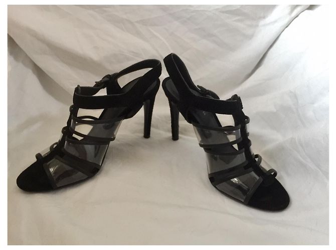 Stupendi tacchi neri di Bottega Veneta Nero - vista 8