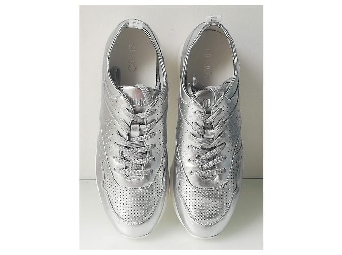 Sneakers Liu.Jo in pelle argento e bianco - vista 2