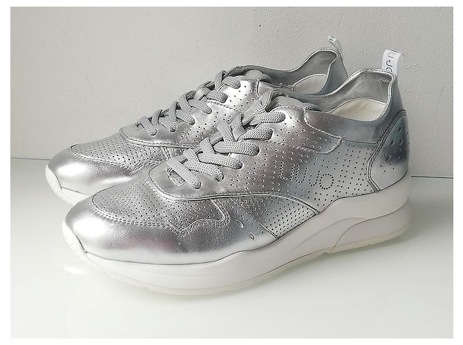 Sneakers Liu.Jo in pelle argento e bianco - vista 3