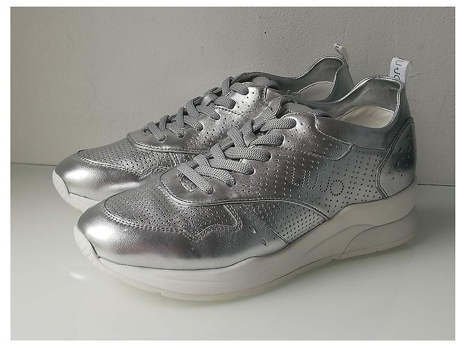 Sneakers Liu.Jo in pelle argento e bianco - vista 4