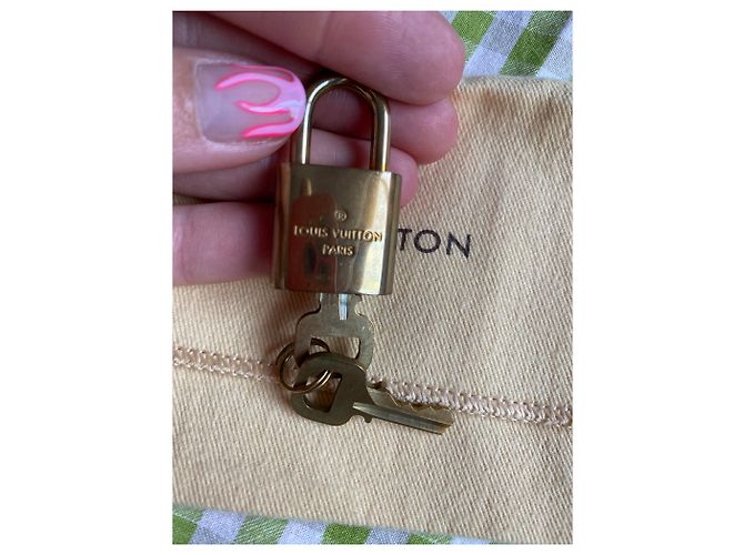 Louis Vuitton Schloss mit 2 Schlüsseln für Speedy Keepall Alma Gold hardware - Ansicht 3