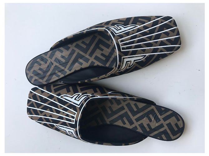 Fendi Freiheit Maultiere - vista 17