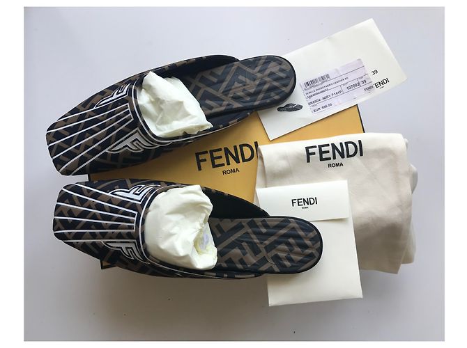 Fendi Freiheit Maultiere - vista 32