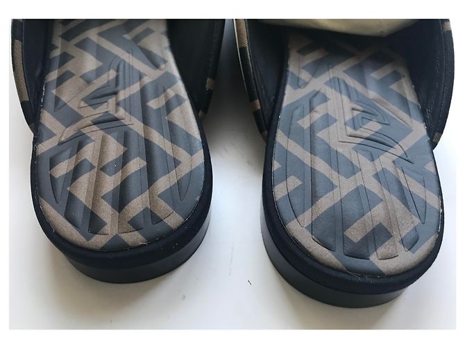 Fendi Freiheit Maultiere - vista 6