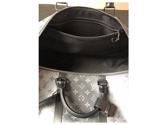 Abbesses Louis Vuitton LV Keepall éclipse inversé Gris - vue 7