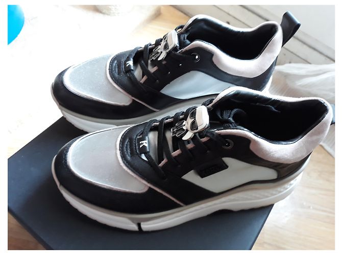 Karl Lagerfeld La scarpa con lacci Aventur Lux Lthr Multicolore - vista 4