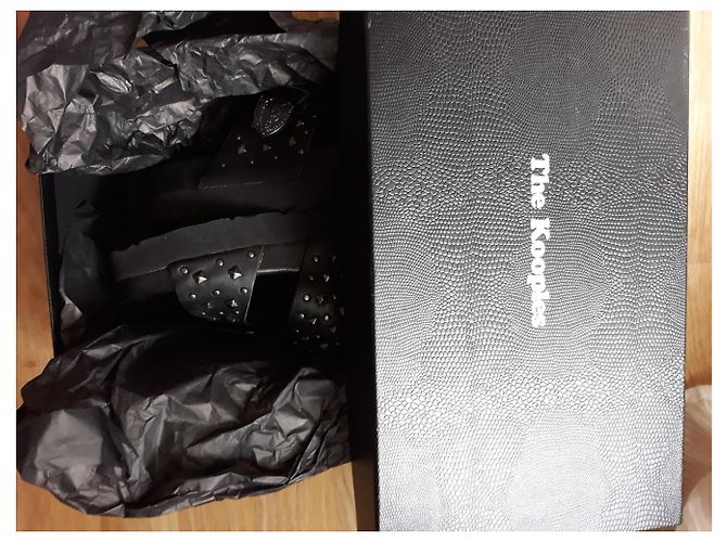 Sabot neri in pelle con borchie The Kooples Nero - vista 9