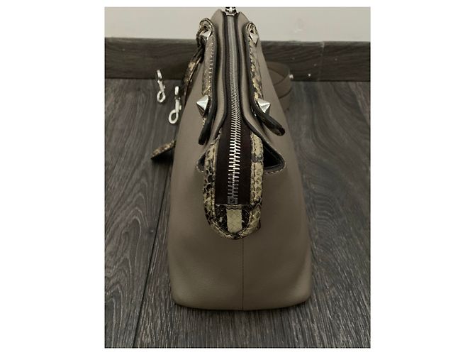 Fendi By The Way Tasche Leder Beige Grau Schlangen Details - Ansicht 6