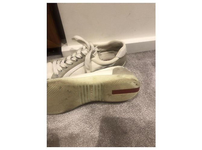 Sneakers Prada bianche e grigie in pelle e camoscio Bianco Grigio - vista 8