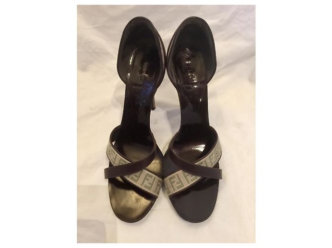 Tacones fendi zucca - vista 3