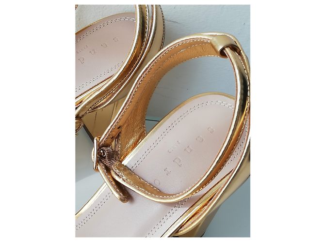 Sandali Sandro in pelle metallizzata oro D'oro - vista 15