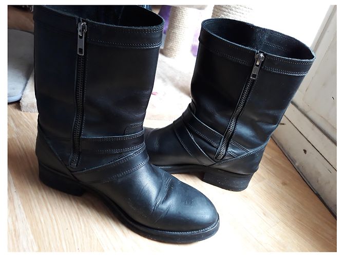 Botas Biker The Kooples de cuero negro con calaveras plateadas - vista 3