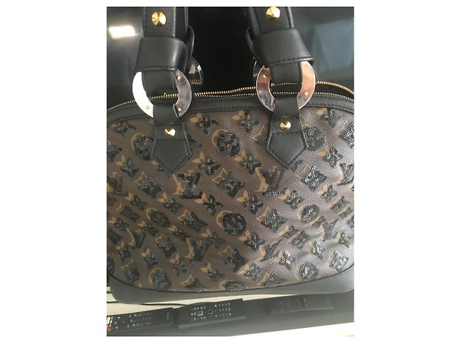 Bolso Louis Vuitton Alma Eclipse Marrón Oscuro Cuero - vista 2