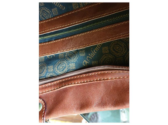 Valentino Handtasche aus dunkelbraunem Leder - Ansicht 3