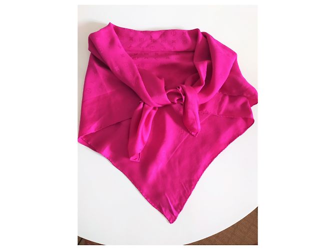 Bufanda Monaco Louis Vuitton Fucsia - vista 4
