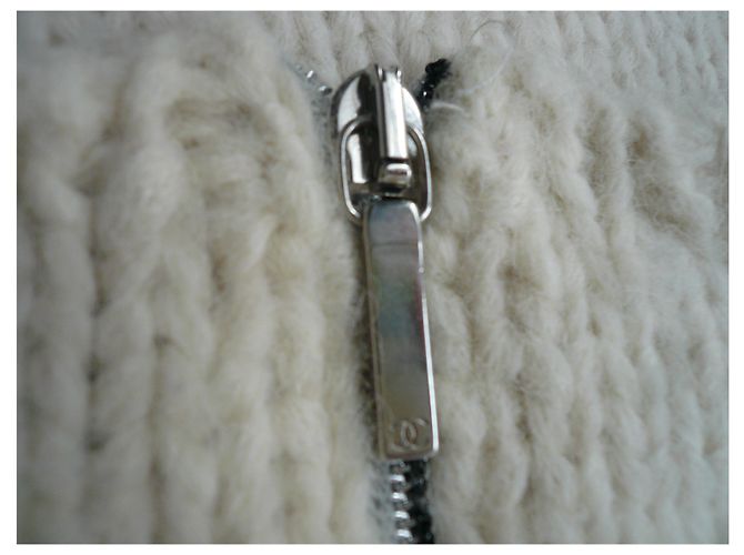 CHANEL Pull écru cachemire épais TL - vue 7