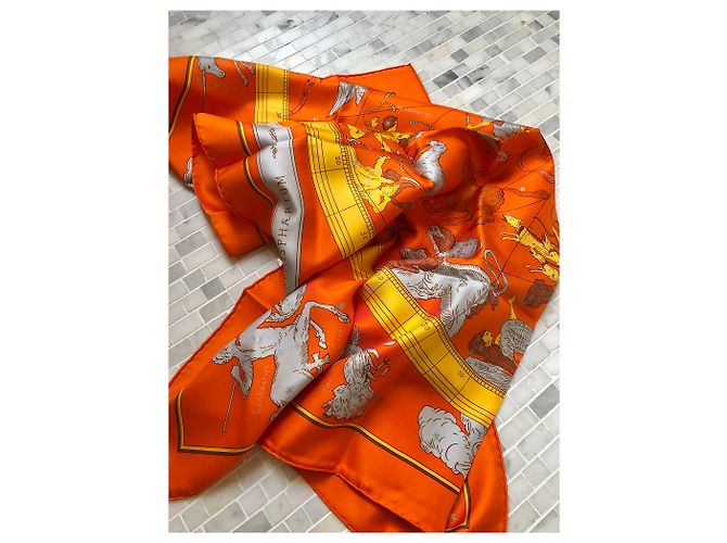 Hermès Lenços Laranja - vista 2