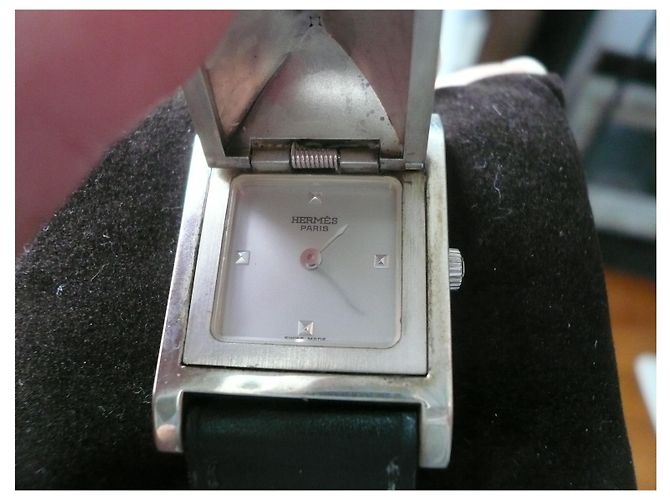 Hermès Reloj HERMES Médor en excelente estado Negro - vista 4