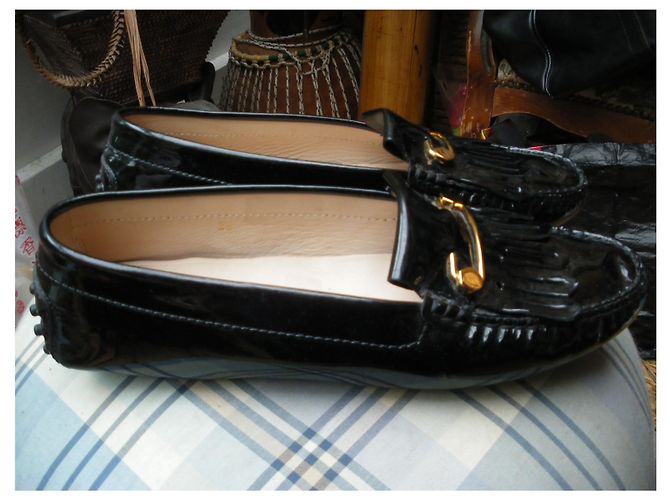 Bailarinas Tod's en charol negro - vista 3