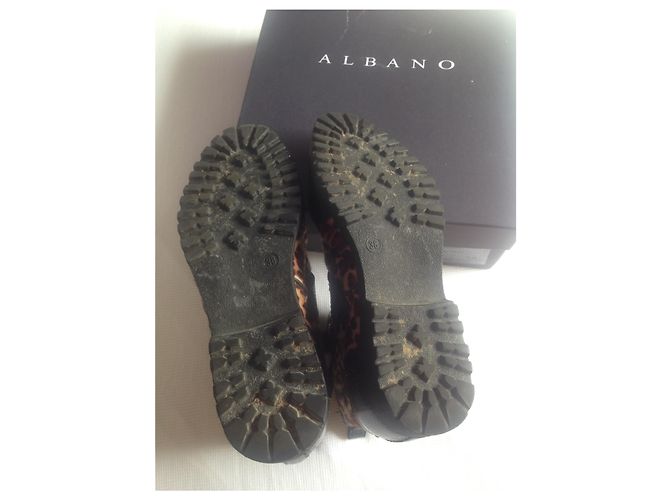 Bottines Albano en cuir python noir - vue 3