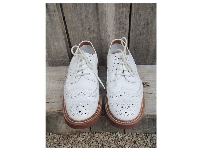derbies ajourés Church's p 36,5 Branco - vista 5