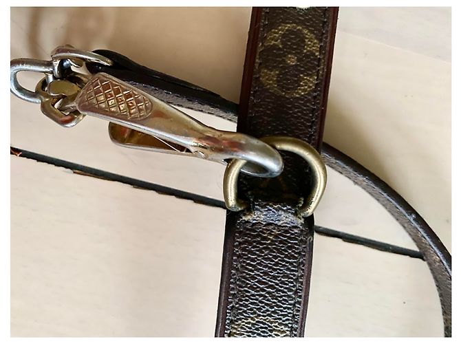 Louis Vuitton dog collar with leash Brown - view 9