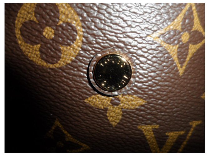 Louis Vuitton Montaigne Marrone - vista 6