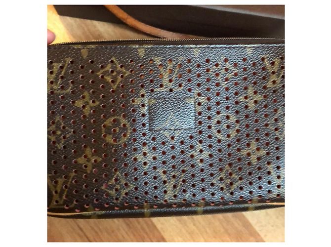 Pochette Louis Vuitton Marrone in Tela - vista 3