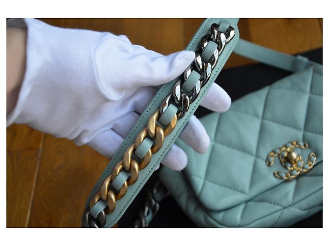 Chanel 19 Chanel Tasche 19 mini Blau Golden Hellblau Türkis - Ansicht 16